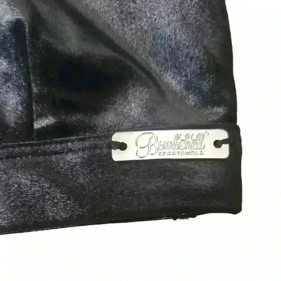 Bombshell Sportswear Womens Black Faux Leather Power Rib Sports Bra XS - Picture 6 of 10